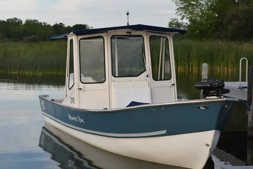Winnipeg Yawl 23' at The Dock
